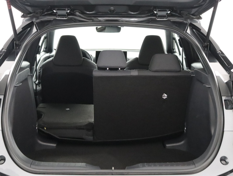 Toyota C-HR - 1.8 Hybrid 140 Dynamic 26