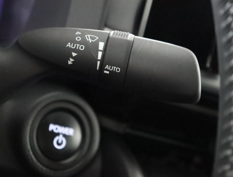 Toyota C-HR - 1.8 Hybrid 140 Dynamic 33