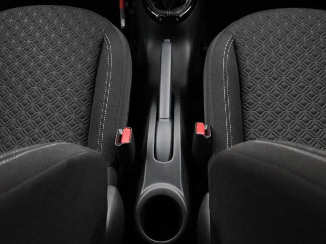 Toyota Aygo X - 1.0 VVT-i MT Pulse