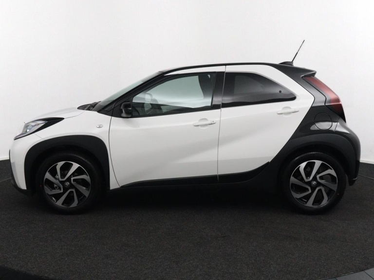 Toyota Aygo X - 1.0 VVT-i MT Pulse 5