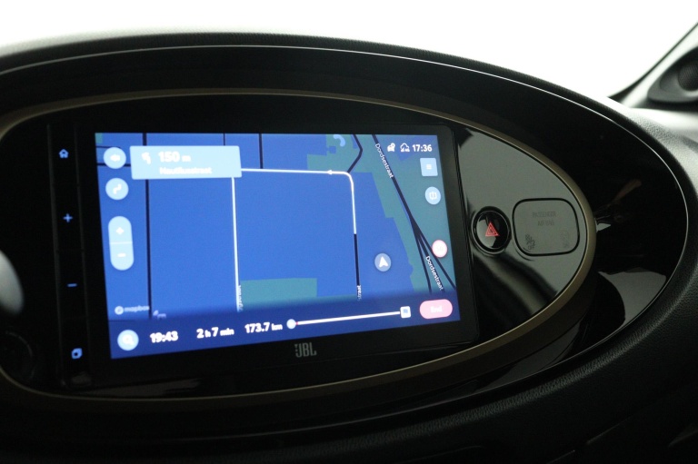 Toyota Aygo X - 1.0 VVT-i MT Envy 27