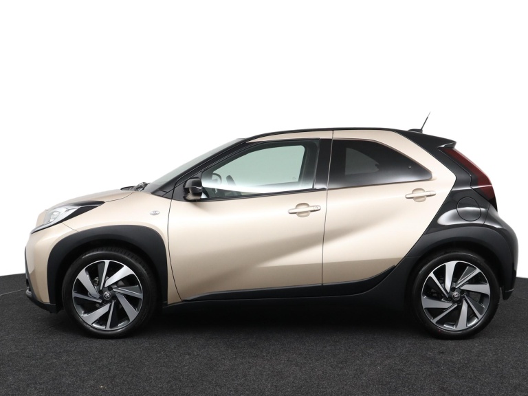 Toyota Aygo X - 1.0 VVT-i MT Envy 3