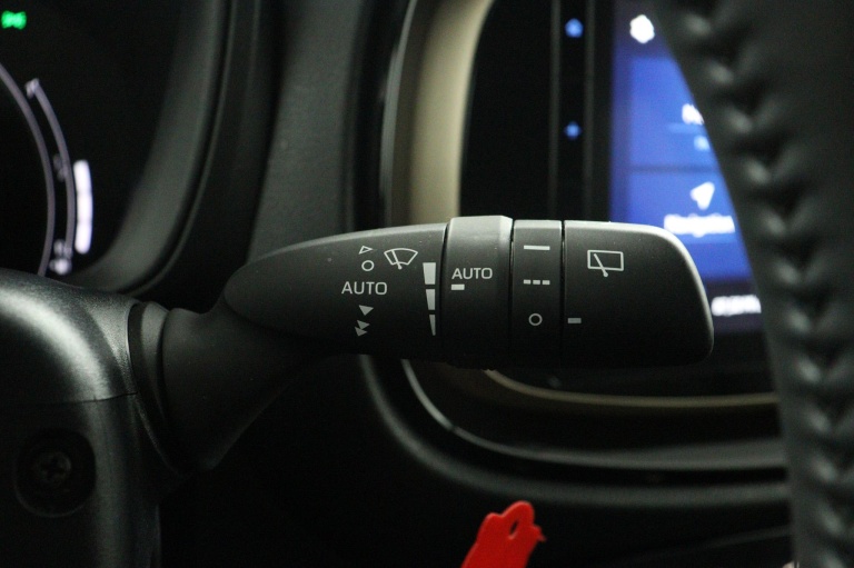 Toyota Aygo X - 1.0 VVT-i MT Envy 32