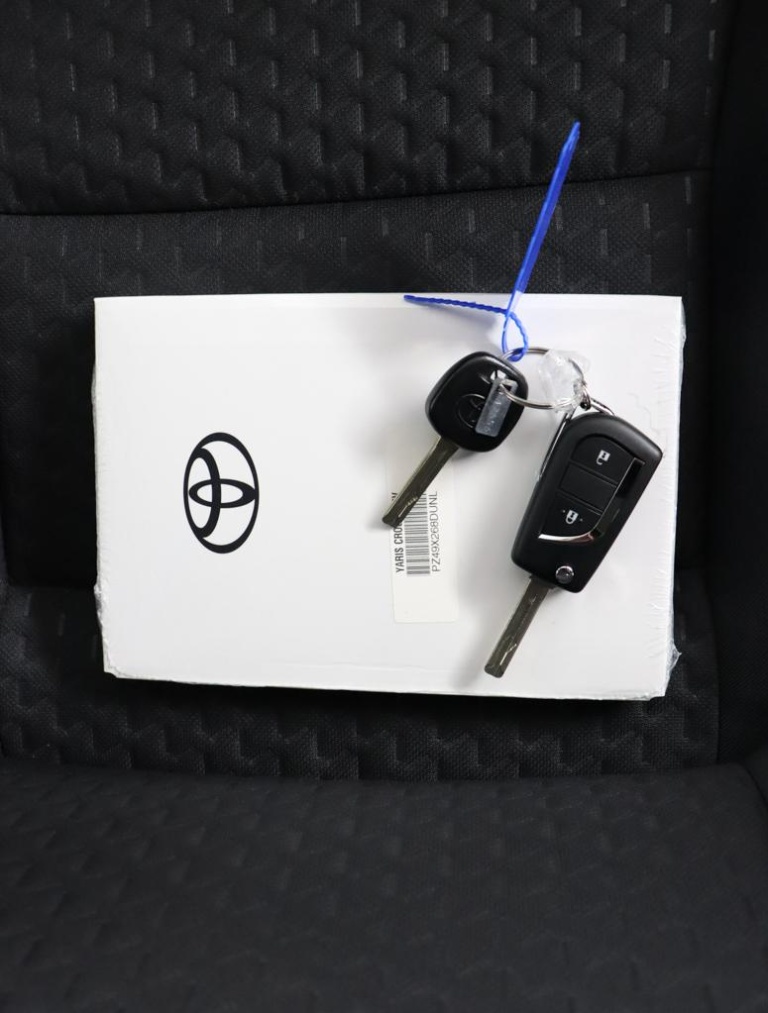 Toyota Yaris Cross - 1.5 Hybrid 115 Active 11