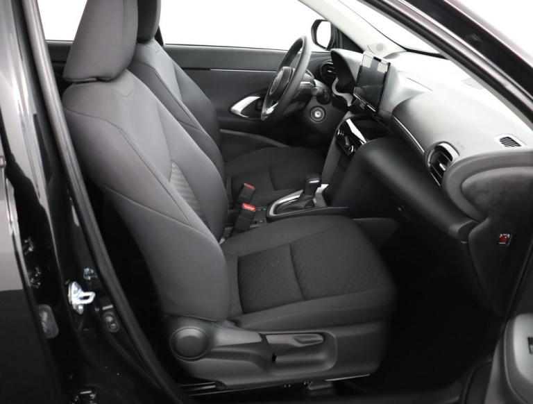 Toyota Yaris Cross - 1.5 Hybrid 115 Active 22