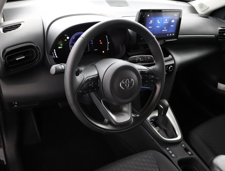 Toyota Yaris Cross - 1.5 Hybrid 115 Active 38