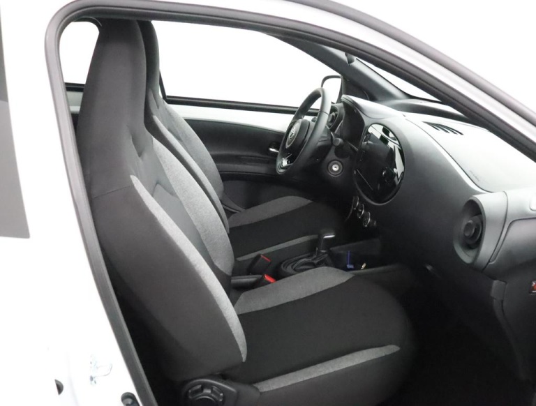 Toyota Aygo X - 1.0 VVT-i S-CVT Play 22