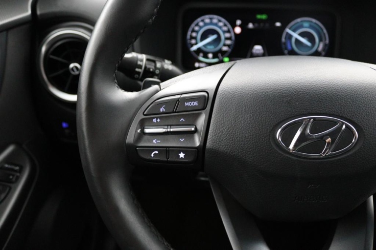 Hyundai Kona - 1.6 GDI HEV Fashion Design 16
