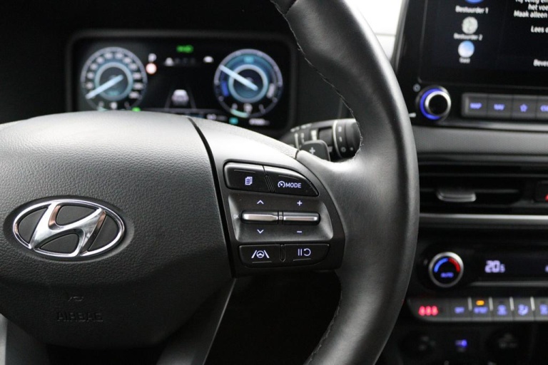 Hyundai Kona - 1.6 GDI HEV Fashion Design 17
