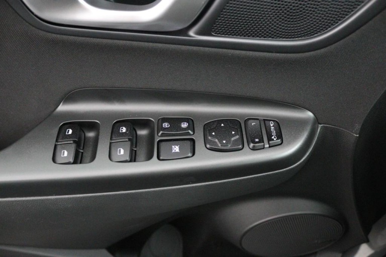 Hyundai Kona - 1.6 GDI HEV Fashion Design 23