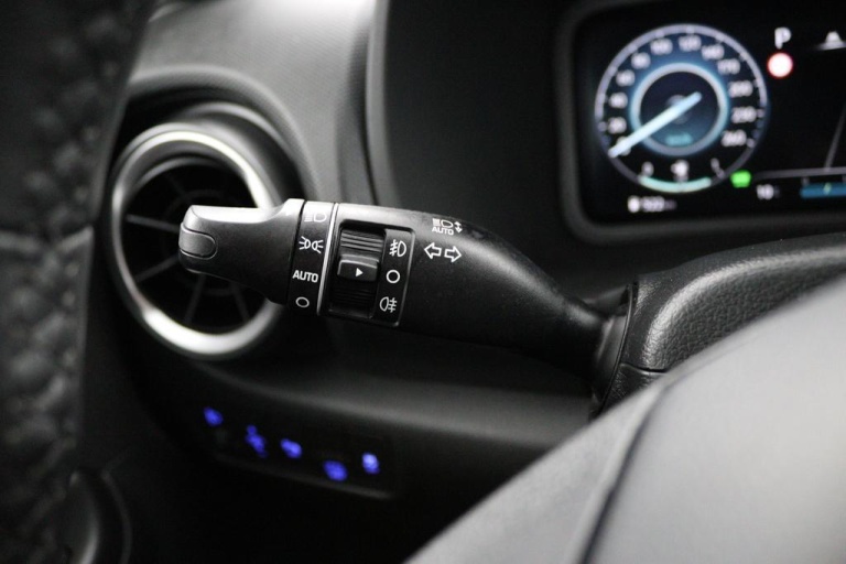 Hyundai Kona - 1.6 GDI HEV Fashion Design 25