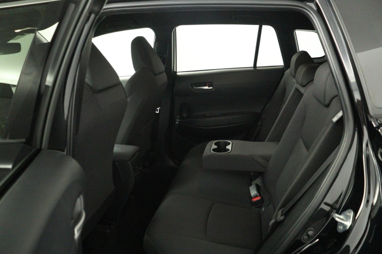 Toyota Corolla Cross - Hybrid 200 Dynamic Limited 18