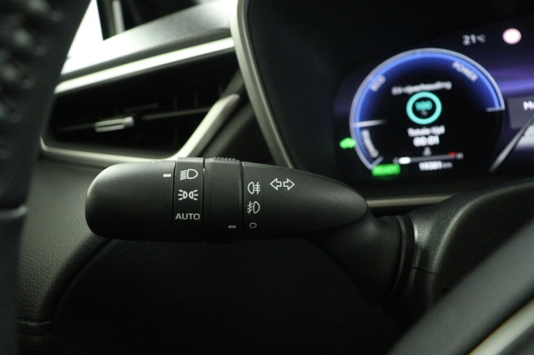 Toyota Corolla Cross - Hybrid 200 Dynamic Limited 31