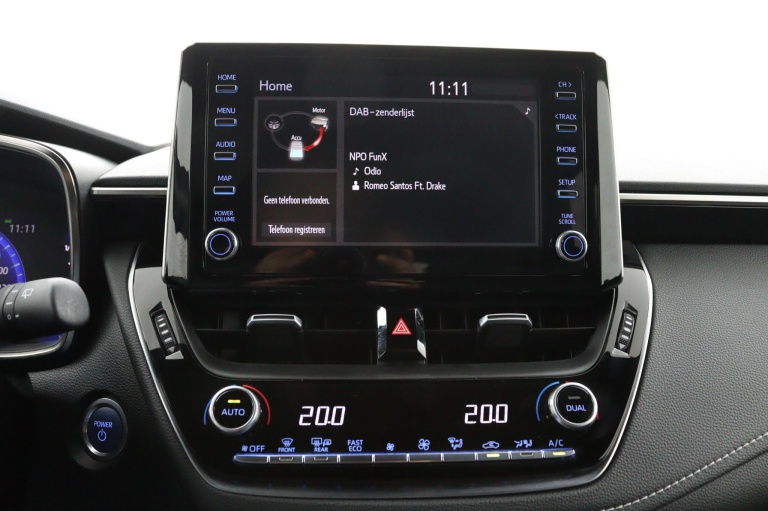 Toyota Corolla Touring Sports - 2.0 Hybrid Business Plus 13