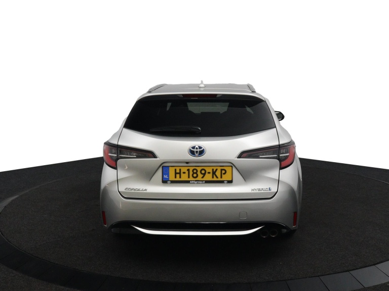 Toyota Corolla Touring Sports - 2.0 Hybrid Business Plus 8