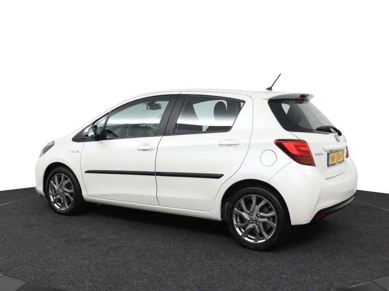 Toyota Yaris - 1.5 Hybrid Dynamic 12