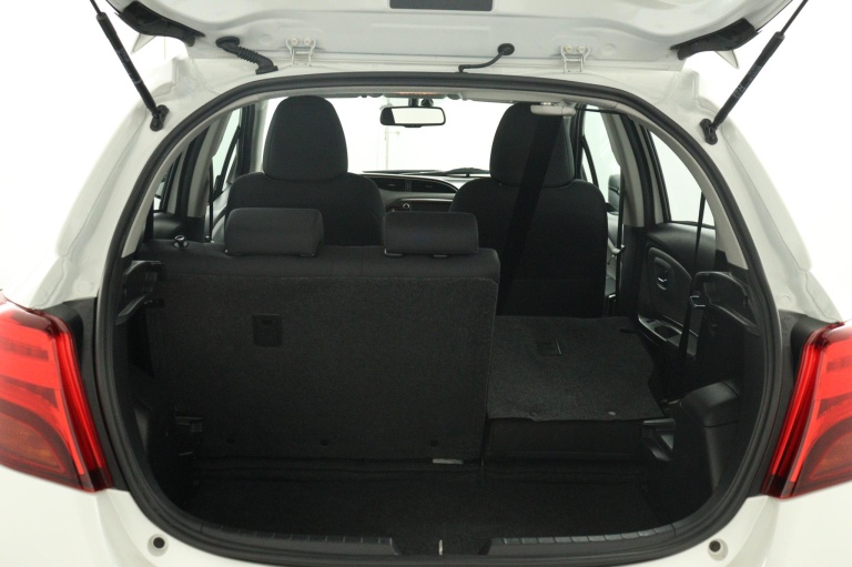 Toyota Yaris - 1.5 Hybrid Dynamic 24