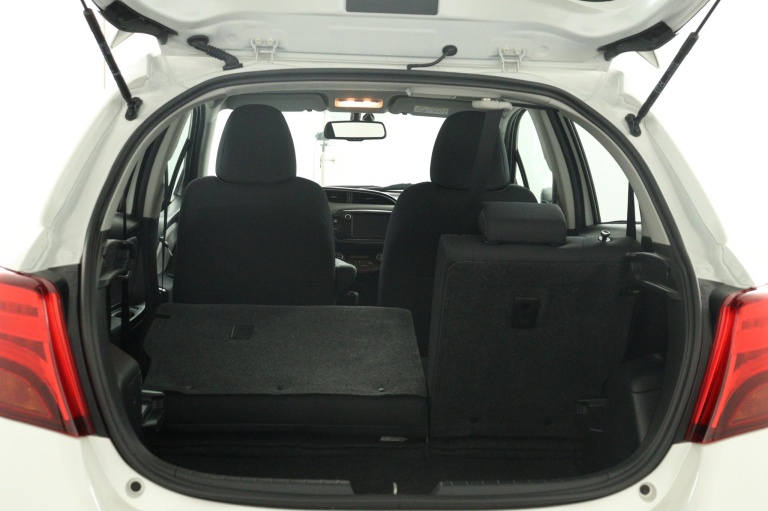 Toyota Yaris - 1.5 Hybrid Dynamic 25