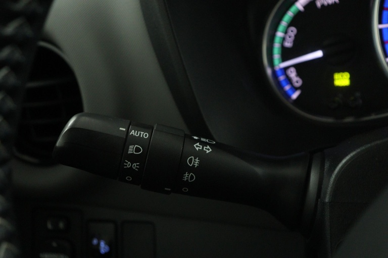 Toyota Yaris - 1.5 Hybrid Dynamic 31