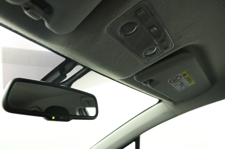 Toyota Yaris - 1.5 Hybrid Dynamic 33
