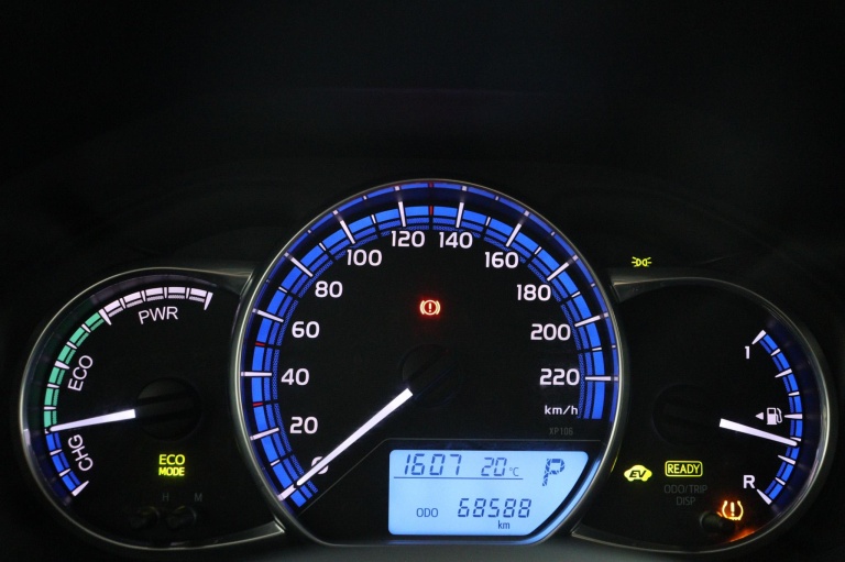 Toyota Yaris - 1.5 Hybrid Dynamic 6