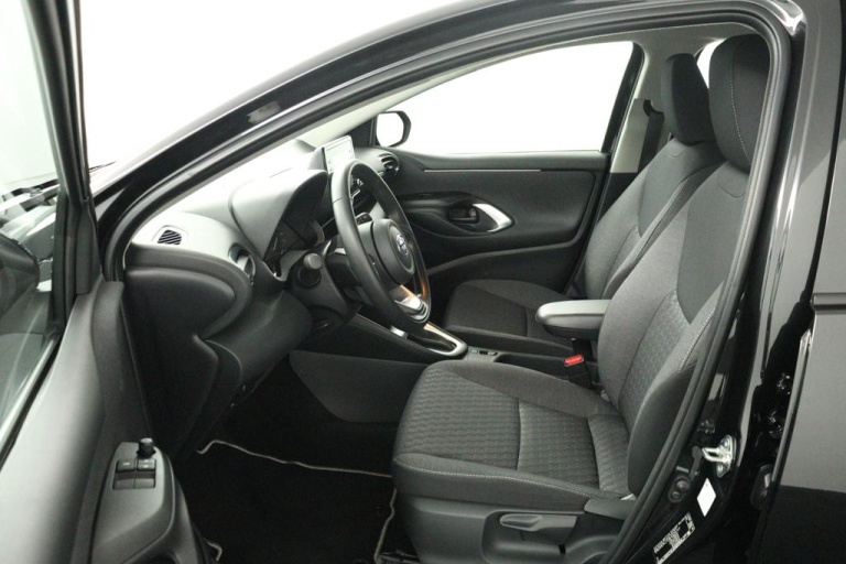 Toyota Yaris - 1.5 Hybrid Active 17