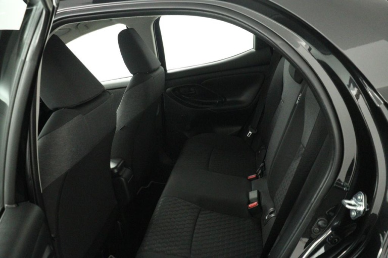 Toyota Yaris - 1.5 Hybrid Active 18