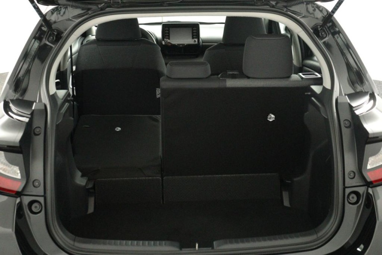 Toyota Yaris - 1.5 Hybrid Active 31