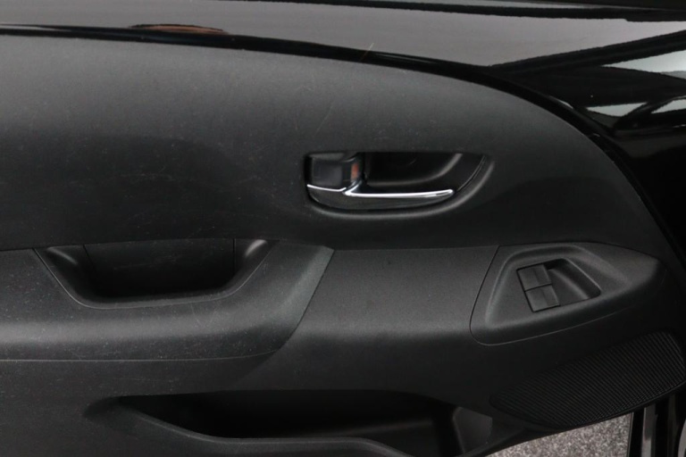 Citroen C1 - 1.0 e-VTi Shine 29