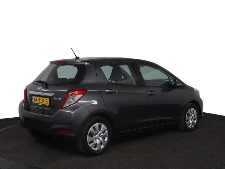 Toyota Yaris - 1.3 VVT-i Aspiration 2