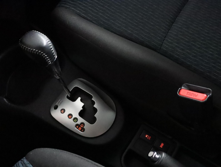 Toyota Yaris - 1.3 VVT-i Aspiration 26