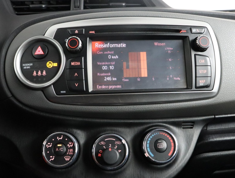 Toyota Yaris - 1.3 VVT-i Aspiration 49