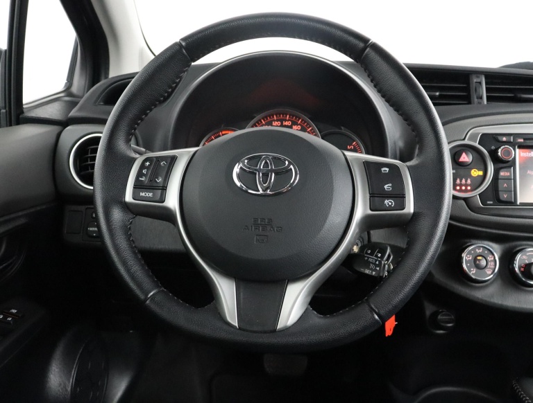 Toyota Yaris - 1.3 VVT-i Aspiration 51