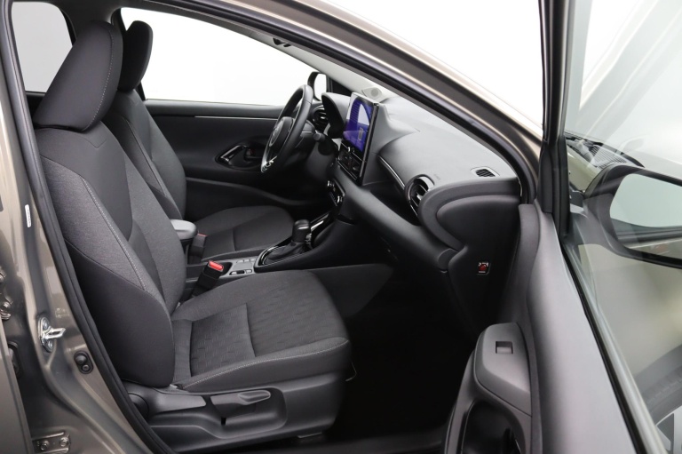 Toyota Yaris - 1.5 Hybrid 115 First Edition 10