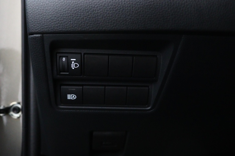 Toyota Yaris - 1.5 Hybrid 115 First Edition 32