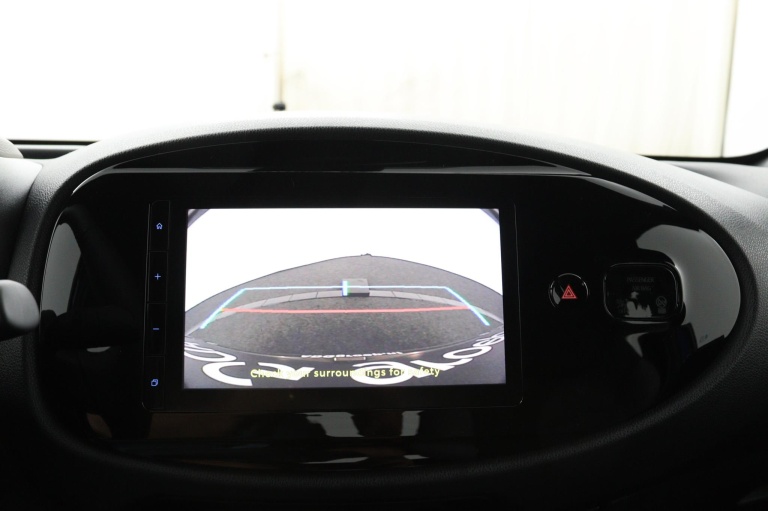 Toyota Aygo X - 1.0 VVT-i MT Play 15