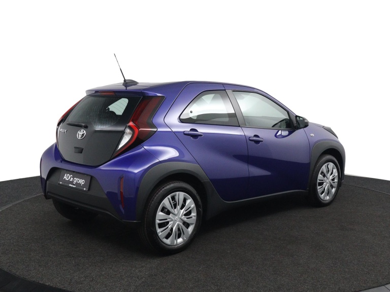 Toyota Aygo X - 1.0 VVT-i MT Play 2