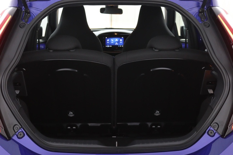 Toyota Aygo X - 1.0 VVT-i MT Play 22
