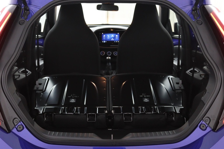 Toyota Aygo X - 1.0 VVT-i MT Play 24