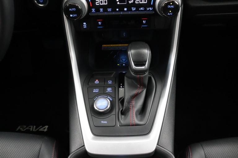 Toyota RAV4 - 2.5 Plug-in Hybrid AWD Bi-Tone Plus 29