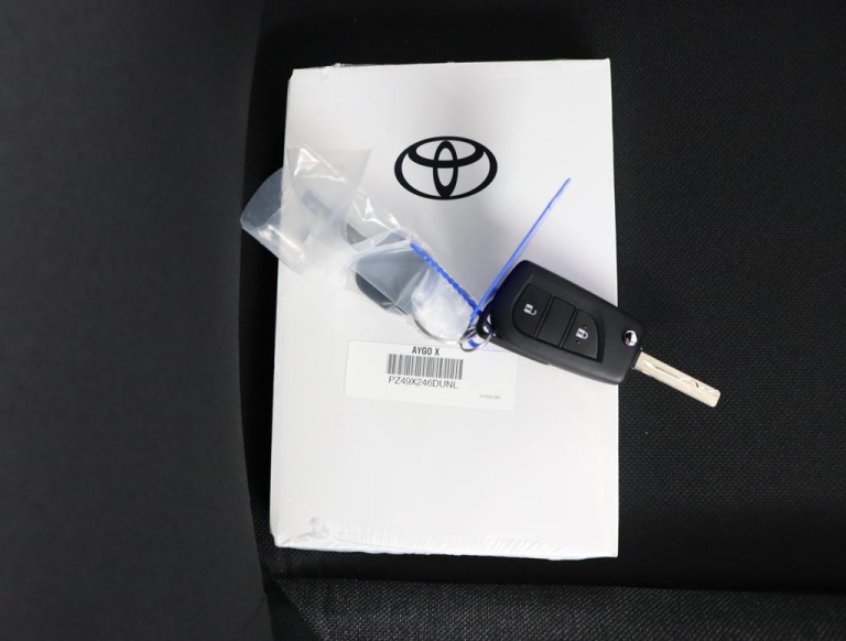 Toyota Aygo X - 1.0 VVT-i MT Play 11
