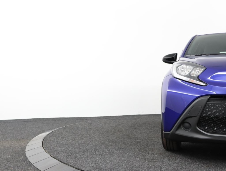 Toyota Aygo X - 1.0 VVT-i MT Play 33