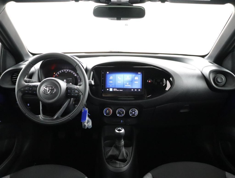 Toyota Aygo X - 1.0 VVT-i MT Play 4