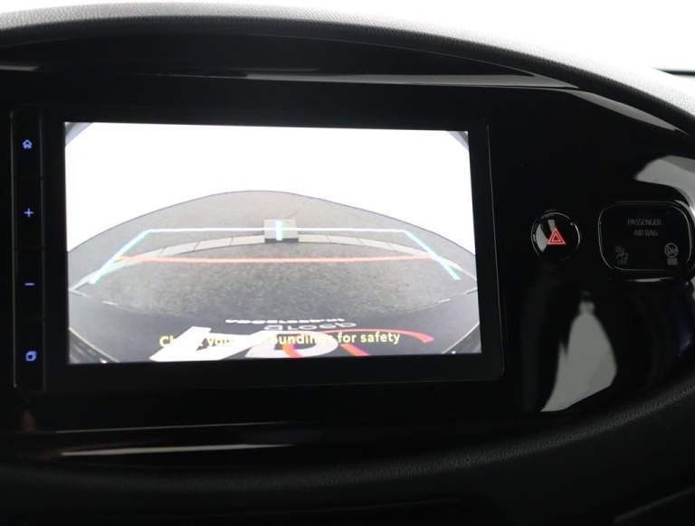 Toyota Aygo X - 1.0 VVT-i MT Play 8