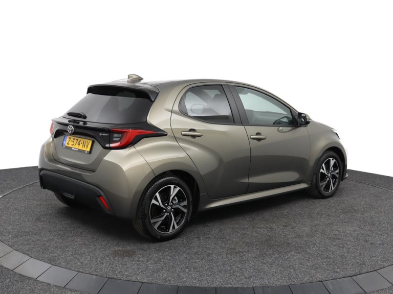 Toyota Yaris - 1.5 Hybrid 115 First Edition 2