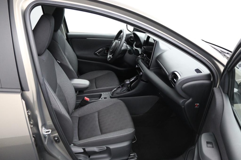 Toyota Yaris - 1.5 Hybrid 115 First Edition 22