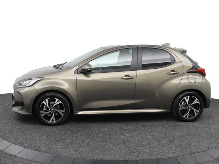 Toyota Yaris - 1.5 Hybrid 115 First Edition 3