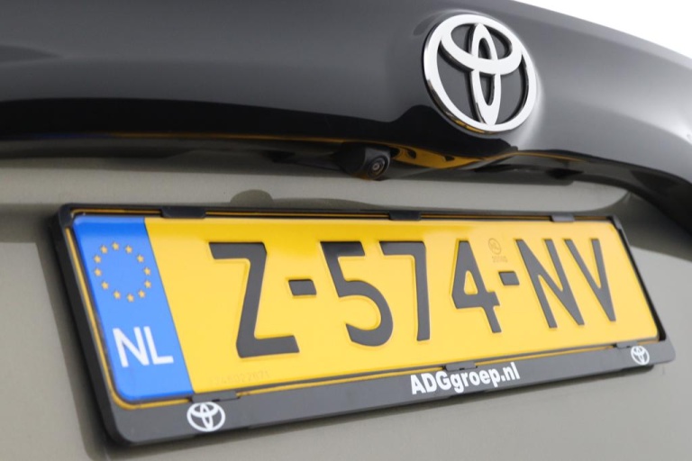 Toyota Yaris - 1.5 Hybrid 115 First Edition 38