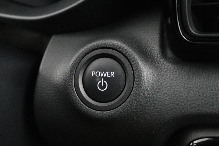 Toyota Yaris - 1.5 Hybrid 115 First Edition 44