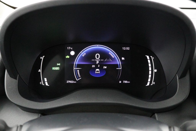 Toyota Yaris - 1.5 Hybrid 115 First Edition 6
